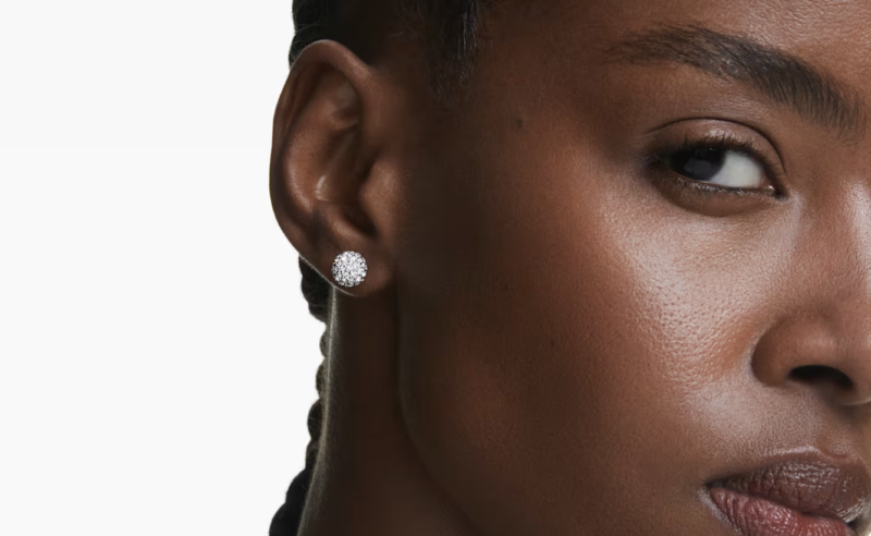 スワロフスキー ピアス